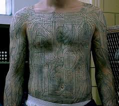 Scofield S Tattoo Design Revealed An Intricate Map Of Fox River Prison Where He And His Brother Were Being He Prison Break Michael Scofield Prison Break Quotes