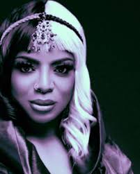 Walking into Gemini season #rightontime ♊️