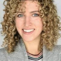 Tamara Bain's Instagram, Twitter & Facebook