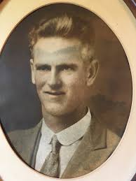 Francois Lubbe, ek het sover hierdie op jou oupa grooitjie Rudolph Gideon *  18.2.1894 = Frankfort NGK 27.5.1894 † 15.7.1973 Ω Vrede x Heilbron  25.3.1919 Johanna Jacoba Lubbe * 22.5.1901 † 5.6.1964