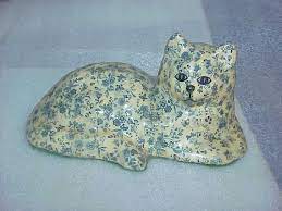 Vintage wbi ceramic owl botanical painted flower china white floral large 9. Vintage Calico Chintz Blue And White Flower Porcelain Cat Figurine Felt Bottom Animal Figurines Chintz Calico