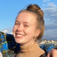 Anna Mccusker's Instagram, Twitter & Facebook