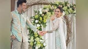 Namun jika kamu mampu merasakan makna darinya, maka petualangan. Resmi Lamaran Ammar Zoni Unggah Multiple Foto Begini Caption Dan Respons Netizen Halaman All Tribun Manado
