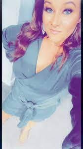 Jennifer Brayman's Instagram, Twitter & Facebook