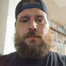 Tom Brady is competing with teams in Playoff wins chart 🐐