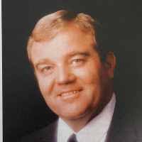 Glenn Steed's Instagram, Twitter & Facebook