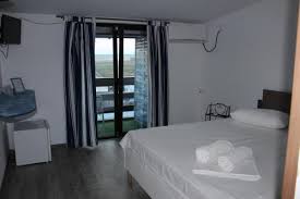 Dragi turisti, ati ajuns acolo unde trebuie! Pensiunea Hacienda Del Mar In Costinesti Romania 20 Reviews Prices Planet Of Hotels