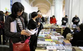 На заході презентували книгу про далю грибаускайте / включення. Ponad 200 Podij Knizhkovij Arsenal U Kiyevi Ogolosiv Programu Vechirnij Kiyiv