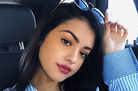 Malu was in spain for more than 11 years, but currently, she is residing in miami, florida. Youtuber Malu Trevejo S Boyfriend Kisses Her On Video He Seems Dominating