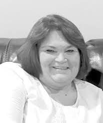 Rebecca Gilreath's Instagram, Twitter & Facebook