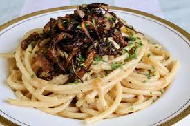 This year, we had a virtual cocktail party the night before spaghetti dinner. Caramelized Shallot Pasta In Cream Sauce Recipe