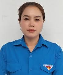 Chi Thach's Instagram, Twitter & Facebook