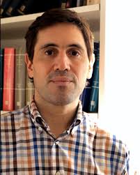 Elliot Greenebaum's Instagram, Twitter & Facebook