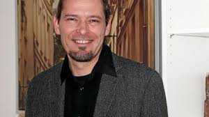 Kindern und Jugendlichen einen ganz normalen Alltag bieten