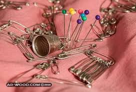 هو تجمع كبير للمياه ويتميز بملوحته، ولذلك لا يستطيع الإنسان أن يشرب من مياهه لأنها غير صالحة وليست عذاب مثل النهر. ØªÙØ³ÙØ± Ø­ÙÙ Ø§ÙØ§Ø¨Ø±Ø© ÙÙ Ø§ÙØ¬Ø³Ù