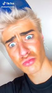 Tick Tock Hausdekor Wohnideen Wohnzimmer Dekoration Hausdekoration Einrichten Schlafzimmer Wohnung Funny Dude Funny Short Videos Crazy Funny Memes