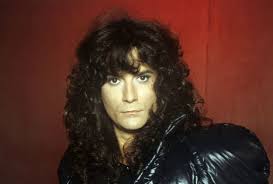 Zero arena 2016 amico con renga. Vasco Rossi Senza Freni Su Renato Zero Nel Mio Locale Si Mise A