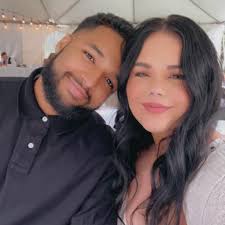 How many people does a bone-in Boston butt feed?