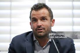 Los Angeles Times Sportswriter, Sam Farmer speaks during the Sports... News  Photo