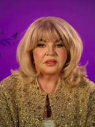 Julie Bardsley's Instagram, Twitter & Facebook