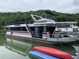 All of our dale hollow lake houseboat rentals are fully equipped with the latest features, able to accommodate adventure seekers of all ages while. 100k 175k Houseboats Buy Terry