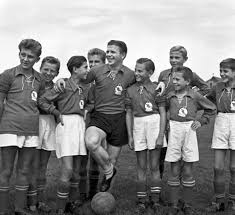 Son heungmin goal | fifa puskas award 2020 winner. The Legend Of Ferenc Puskas Lives On Among The Biggest Fifa Icons And In A New Musical Daily News Hungary