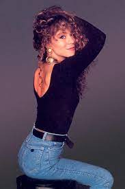 Mariah carey is best known for her killer voice and beautiful looks. Pin By Nahuel Balmaceda On 7 Mariah Carey Young Mariah Carey Mariah