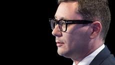 Tento záměr podpořilo vedení hlavního města prahy, velká část historiků i sněmovní opozice, ostře napadán však byl ze strany ruska a ksčm. Ondrej Kolar Starosta Idnes Cz