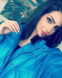 Mariam Alkharafi مريم الخرافي Kuwaiti Women Kuwait Kuwaiti Beauty Stylish Girl Women Girl Fashion Beauty