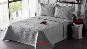 Yatak örtüsü yüksek kalite malzemelerden imal edilen, yatak konforunuzu arttıracak modelleriyle evidea'da. Istikbal Mobilya Yatak Ortuleri