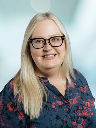 Greta Larsen's Instagram, Twitter & Facebook