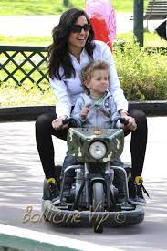 I due, che si amano come il primo giorno, sono convolati a nozze nel 2014 e hanno dato alla luce due splendidi figli: Avete Mai Visto Guido Alberto Caterina Balivo E Guido Maria Brera Hanno Gia Un Figlio Dai Riccioli D Oro Ecco Le Foto Del Loro Primogenito Di 5 Anni