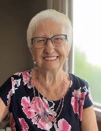 Tammie Walter's Instagram, Twitter & Facebook