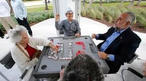 A cuanto equivalen 170 libras en kg. Juegos De Mesa Para Mejorar La Salud De Los Adultos Mayores Noticias Univision Salud Univision