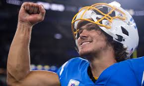 A look at the endless records Justin Herbert has set in NFL career