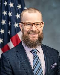 U.S. Department of Housing and Urban Development CEO And Leadership:  Executives and Demographics