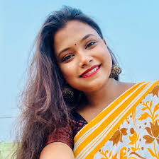 🌼 Bengali bridal makeup 🌼 🍁 model shoot 🍁 ⚪ Book your appointment for  getting this type of glamourous look