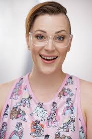 Carolyn Page's Instagram, Twitter & Facebook