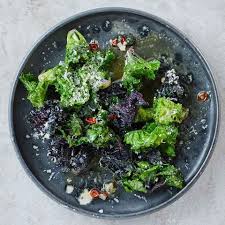 Like many seeds, sunflower seeds can be made to sprout in order to produce a healthy source of nutrients. Gebratene Flower Sprouts Rezept Essen Und Trinken