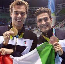 Share gregorio paltrinieri leaves coach morini; Gregorio Paltrinieri Gabriele Detti E Il Loro Tenero Abbraccio Alle Olimpiadi Di Rio Archivio Biccy It