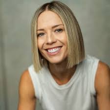 Lorene Powell's Instagram, Twitter & Facebook