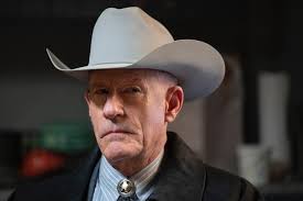 Texas Ranger Waylon Gates is BACK! 🤠 Grab a partner — #BlueBloods is  all-new TONIGHT, guest starring @lyle_lovett. Tune in at 10/9c