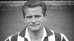 #giampiero boniperti #juventus #juventus fc #juve #alessandro del piero #claudio marchisio #ps now bring marchisio back too and make him at least the ambassador. Giampiero Boniperti Juventus Youtube