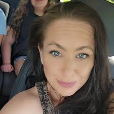 Lakisha Hunter's Instagram, Twitter & Facebook