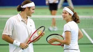 The adorable couple celebrate roger federer's win by holding each other's roger federer wife: The Day Federer And His Wife Mirka Played Doubles Together Beginning Of A Great Love Story Youtube