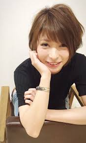 ｇirls can vye ｂschish and ｆyemininye shorthair boyish feminine girls ショートカット ボブ 前髪 アシメ ミセス ヘア ヘアカット