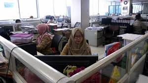 We did not find results for: Foto Hari Pertama Kerja Pns Dki Jakarta Usai Libur Lebaran Kumparan Com