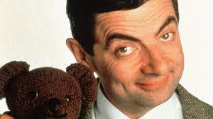 Rowan atkinson and angus deayton in boston doing a live performance of the same styles of humor we've seen in mr. Mr Bean Vor 30 Jahren Wurde Die Erste Folge Der Britischen Comedyserie Ausgestrahlt Film Tv Serien
