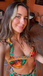 Viva la Vida Jewellery talk-through with CEO & Creative Director  @dessyhairis ✨