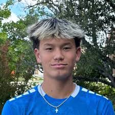 Ari Clark's Instagram, Twitter & Facebook